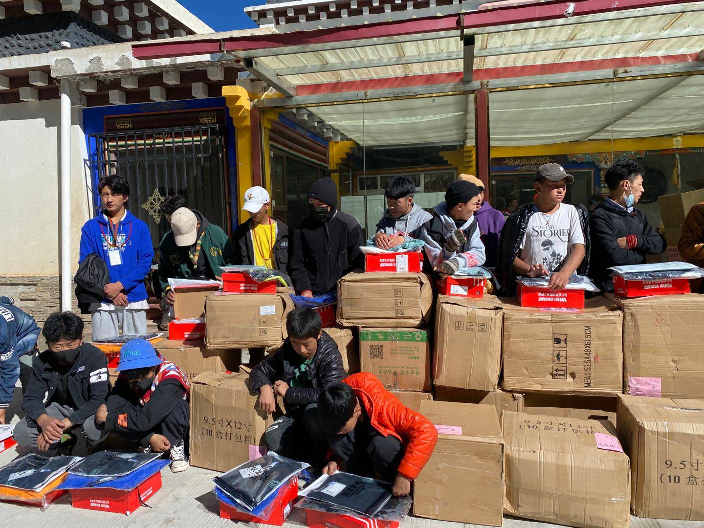 南京唐锋汽车维修与保养有限公司公益回顾丨家国同欢月同圆 温暖满载甘孜州(图7)